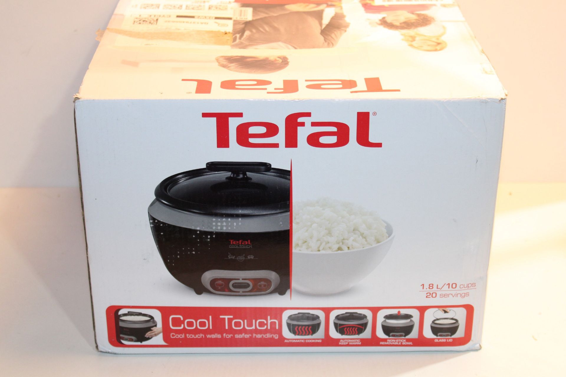 RRP £32.58 Tefal RK1568UK Cool Touch Rice Cooker, (20 Portions), 700 W, 1.8 Litre, Black
