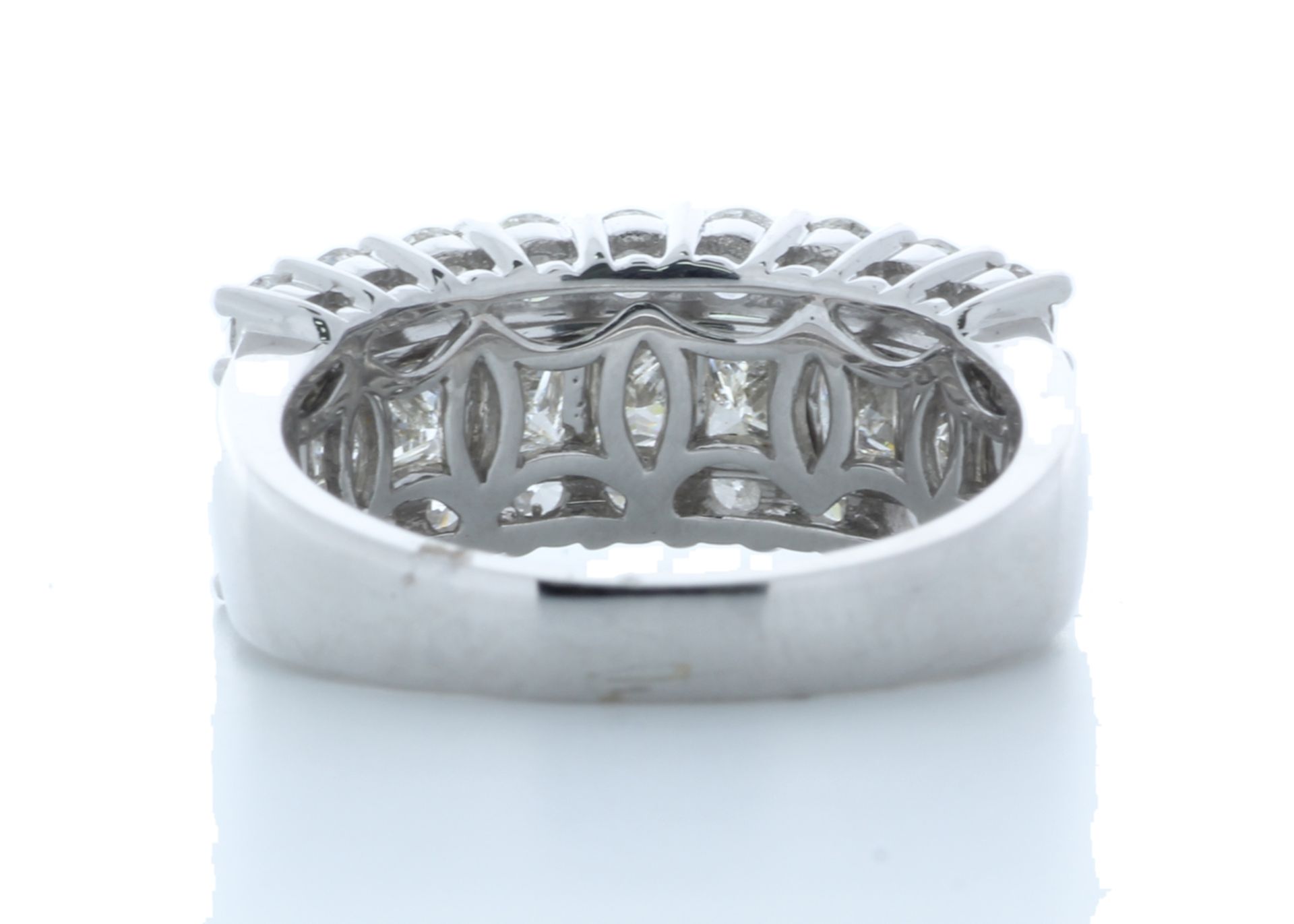 18ct White Gold Claw Set Semi Eternity Diamond Ring 2.43 Carats - Valued by AGI £16,850.00 - 18ct - Image 3 of 4