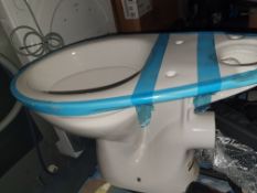 TOILET Condition ReportAppraisal Available on Request- All Items are Unchecked/Untested Raw Return