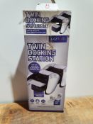 RRP £14.49 Venom PS5 Controller Twin Docking Station - White (PS5)
