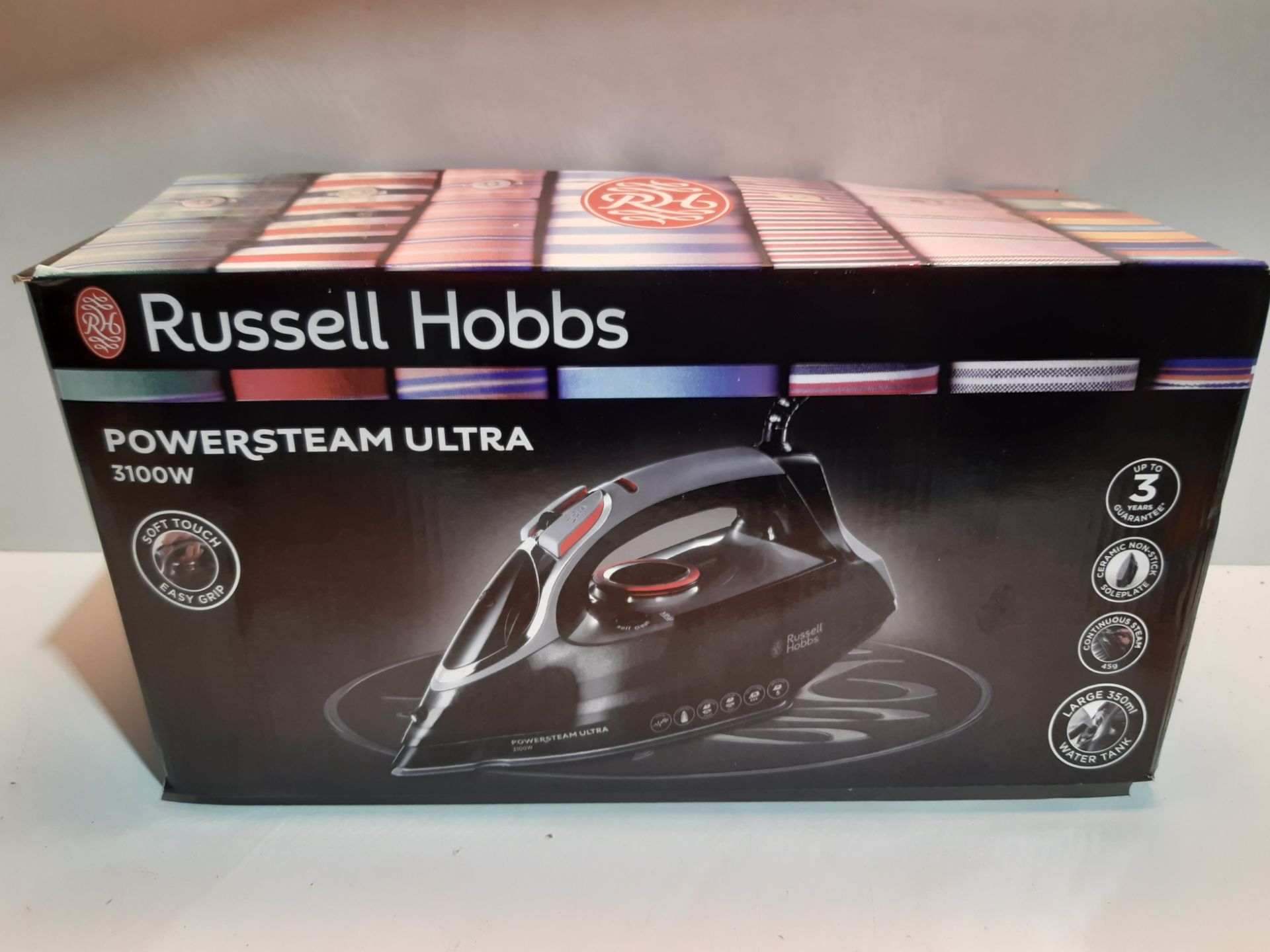 RRP £32.00 Russell Hobbs Powersteam Ultra 3100 W Vertical Steam Iron 20630