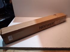 RRP £26.49 Neewer Stainless Steel Light Stand of 1/4 inch