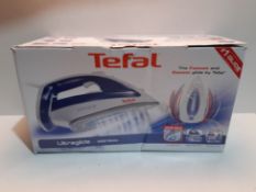 RRP £34.95 Tefal FV4090 Ultraglide Steam Iron, 2500 W, 270 milliliters, Blue & White