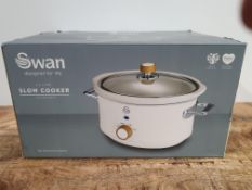 RRP £34.99 Swan Nordic White 3.5 Litre Slow Cooker