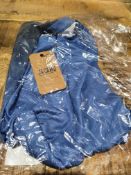 BRAND NEW JACAMO MENS BLUE OMBRE T-SHIRT SIZE SMALL ZB110Condition ReportBRAND NEW