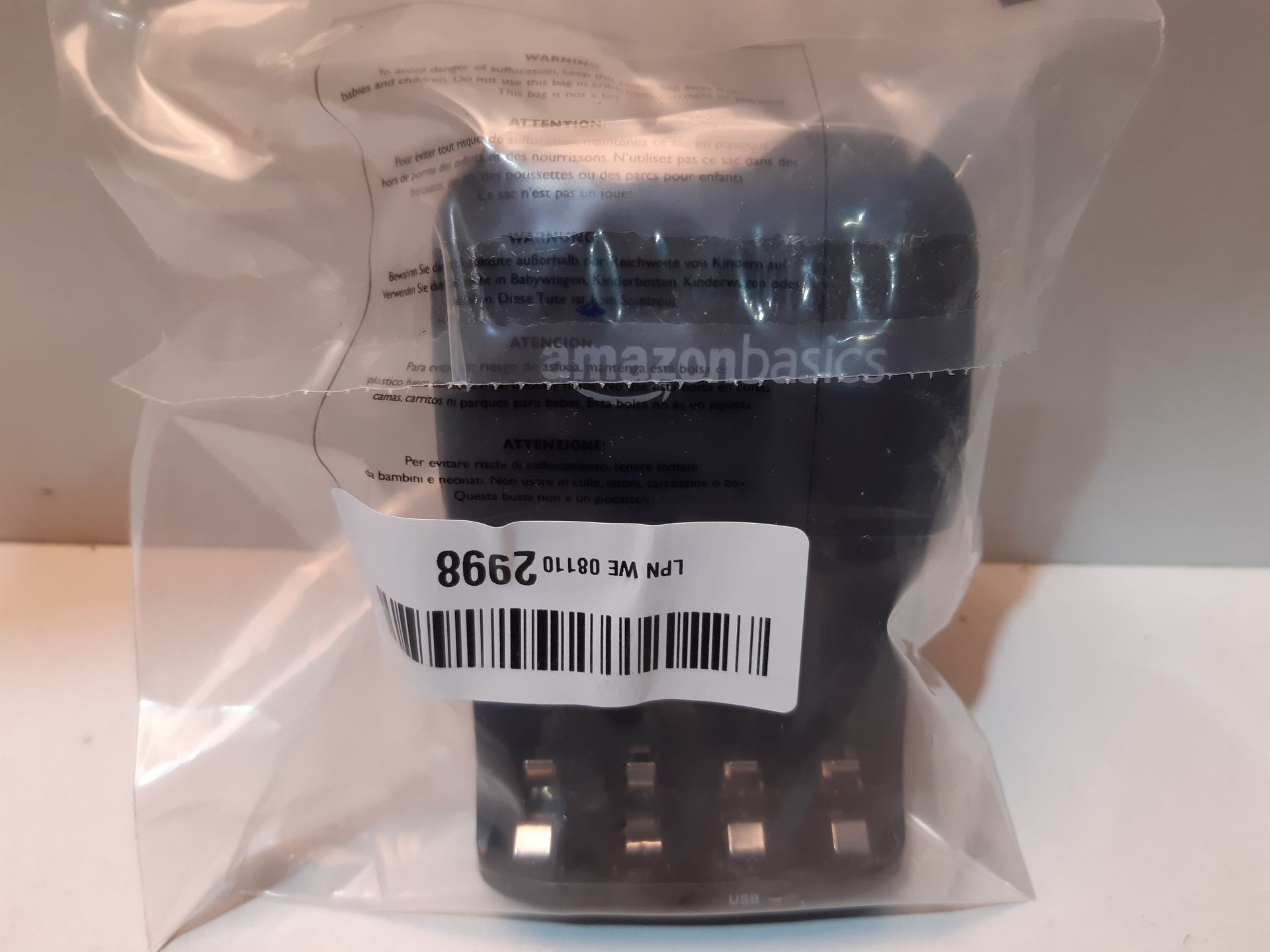 RRP £12.99 Amazon Basics Ni-MH AA & AAA Battery Charger With USB Port