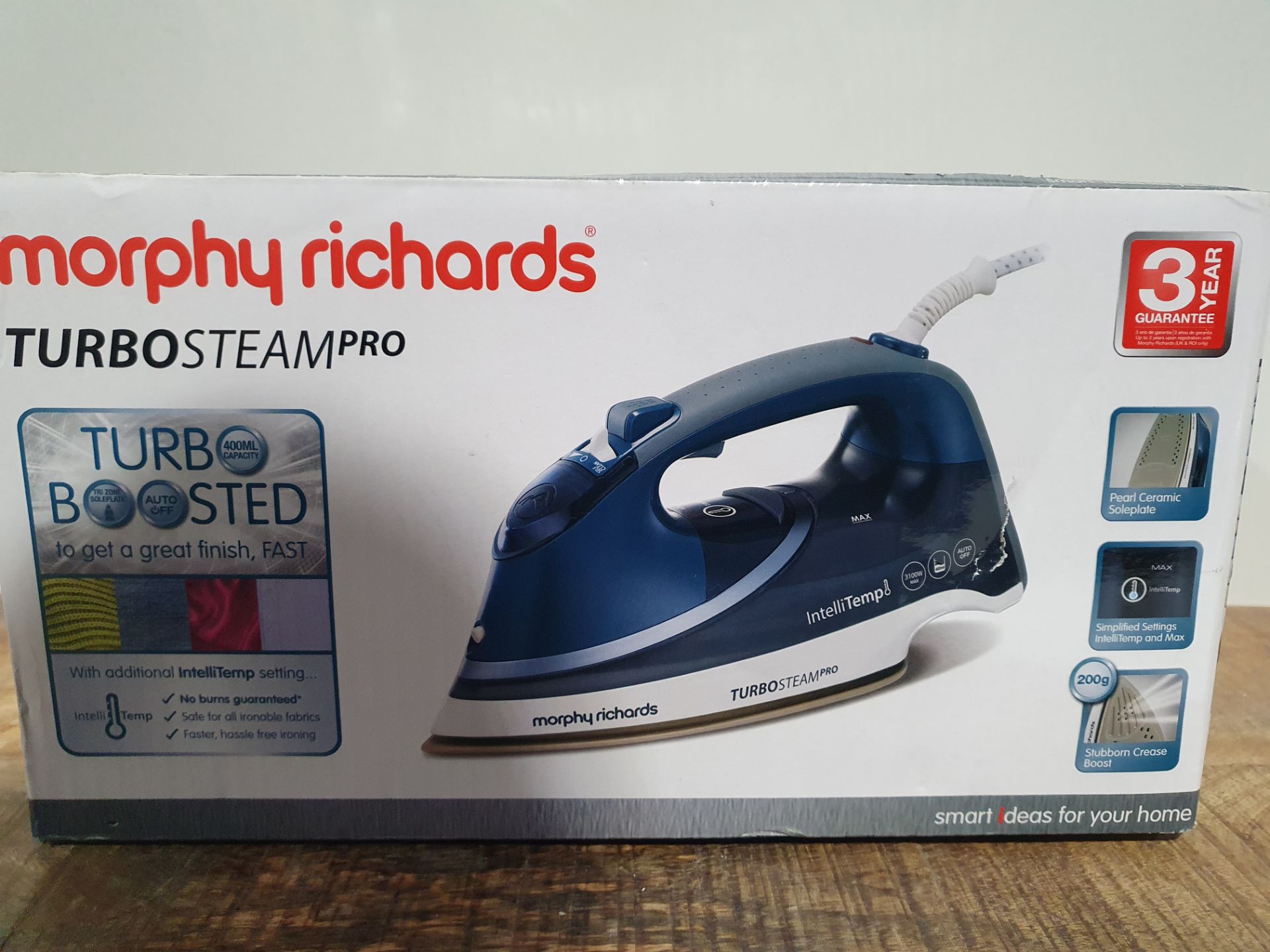 RRP £53.98 Morphy Richards Steam Iron 303131 Turbosteam Pro with Intellitemp Steam Iron