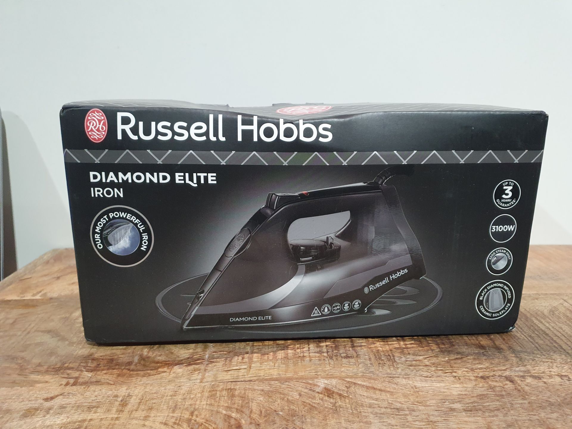 RRP £61.73 Russell Hobbs 27000 Steam Iron, 3100 W, 350 milliliters, Black