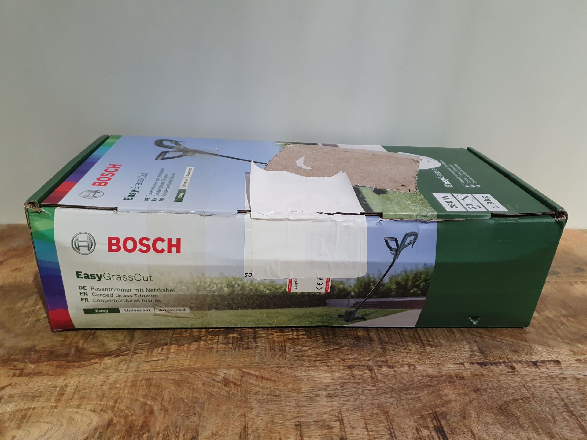 BOSCH EASYGRASS CUT RRP £32Condition ReportAppraisal Available on Request - All Items are