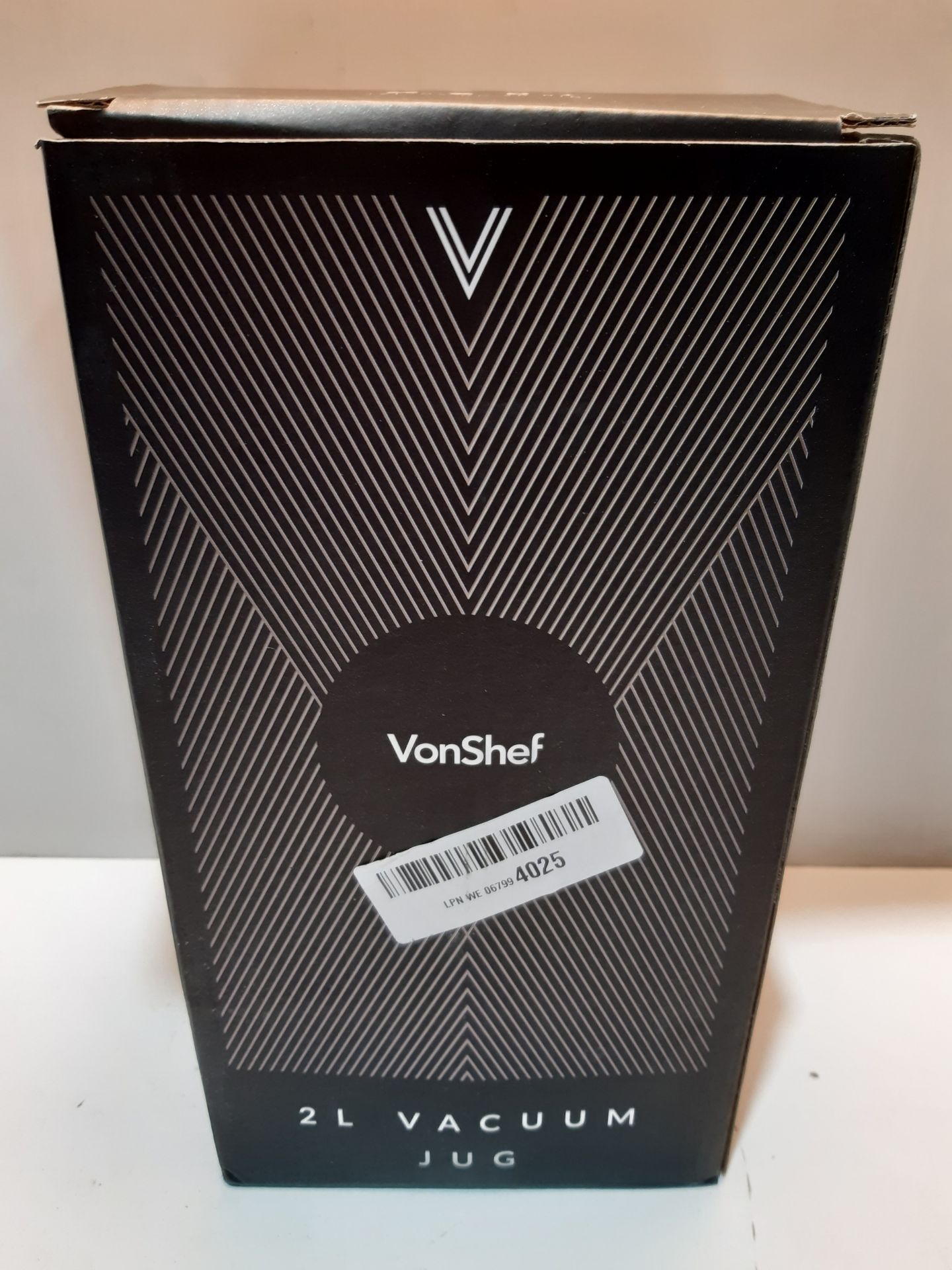 RRP £16.99 VonShef 2 Litre Insulated Vacuum Jug Flask