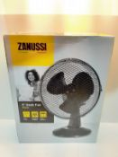 RRP £14.99 Zanussi ZNPDF0911B Black 9‰Û Desk Fan, Oscillating & Titling Head, 2 Speeds