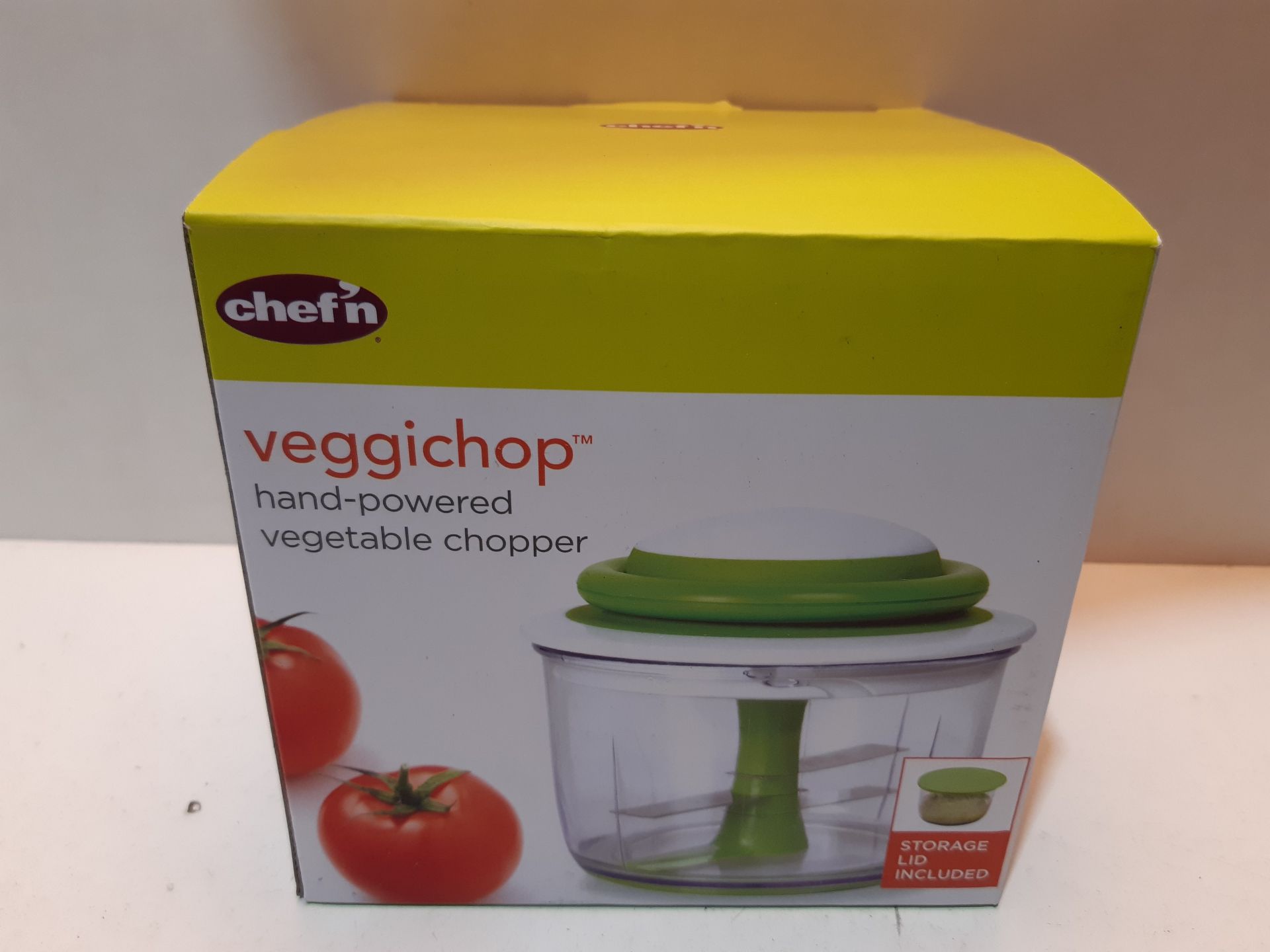 RRP £17.16 Chef'n 102-239-011 VeggiChop Easy Pull Vegetable Chopper