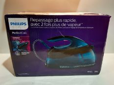 RRP £208.99 Philips PerfectCare Compact Steam Generator Iron with 420g steam Boost