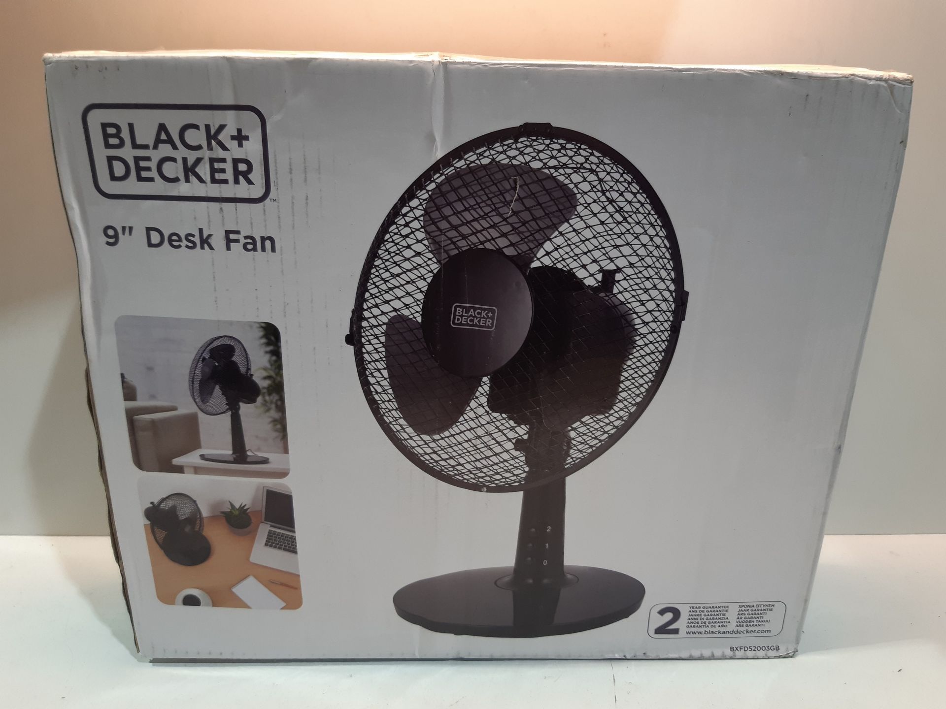 RRP £22.99 BLACK+DECKER BXFD52003GB 9 inch Desk Fan