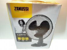 RRP £14.99 Zanussi ZNPDF0911B Black 9‰Û Desk Fan, Oscillating & Titling Head, 2 Speeds