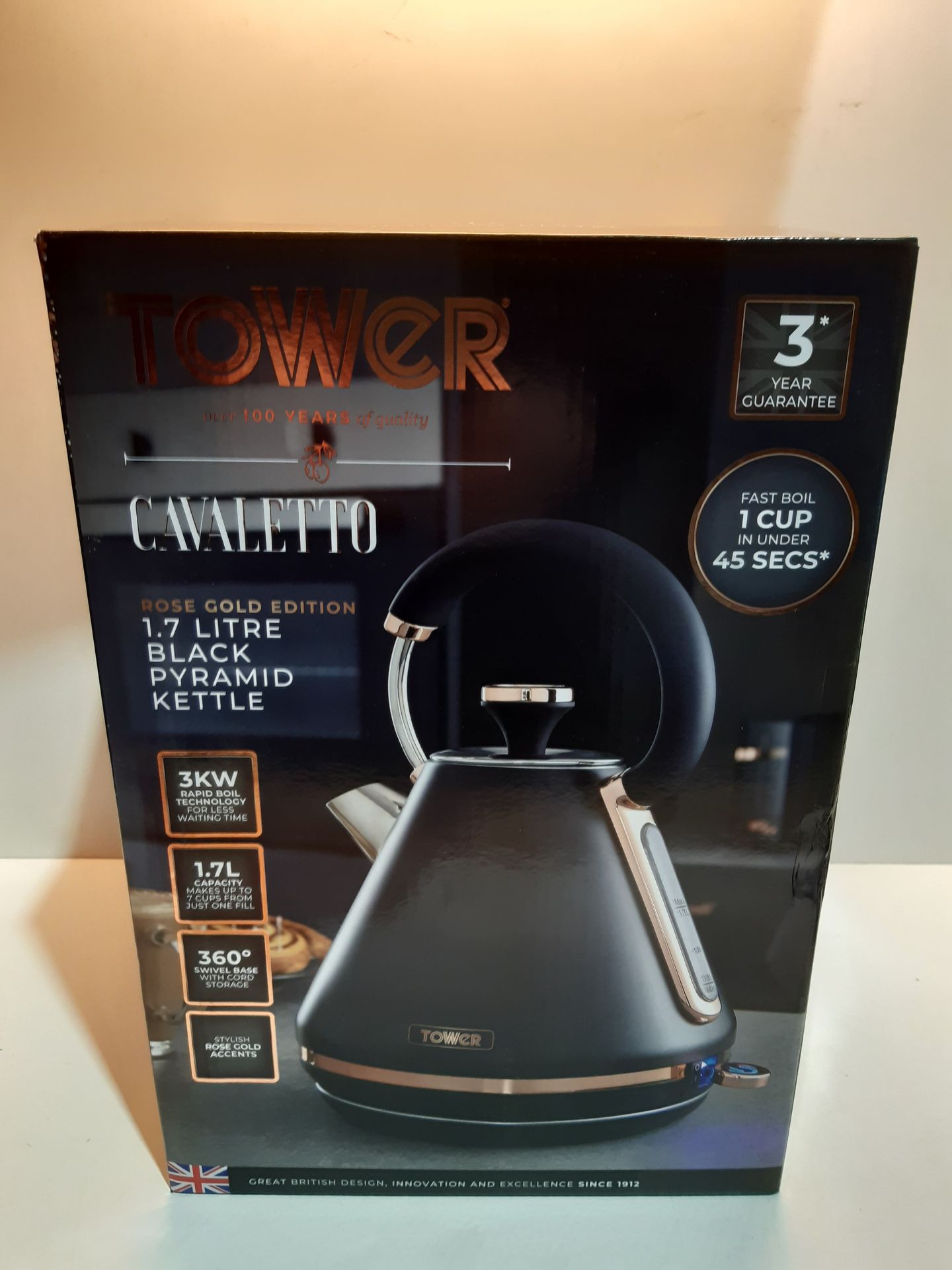 RRP £41.40 Tower T10044RG Cavaletto Pyramid Kettle with Fast Boil