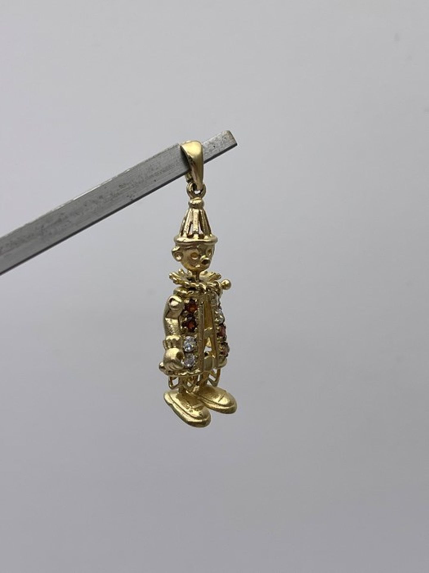 9CT YELLOW GOLD, DIAMOND AND RUBY PENDENT DOLL (179) - Image 2 of 2