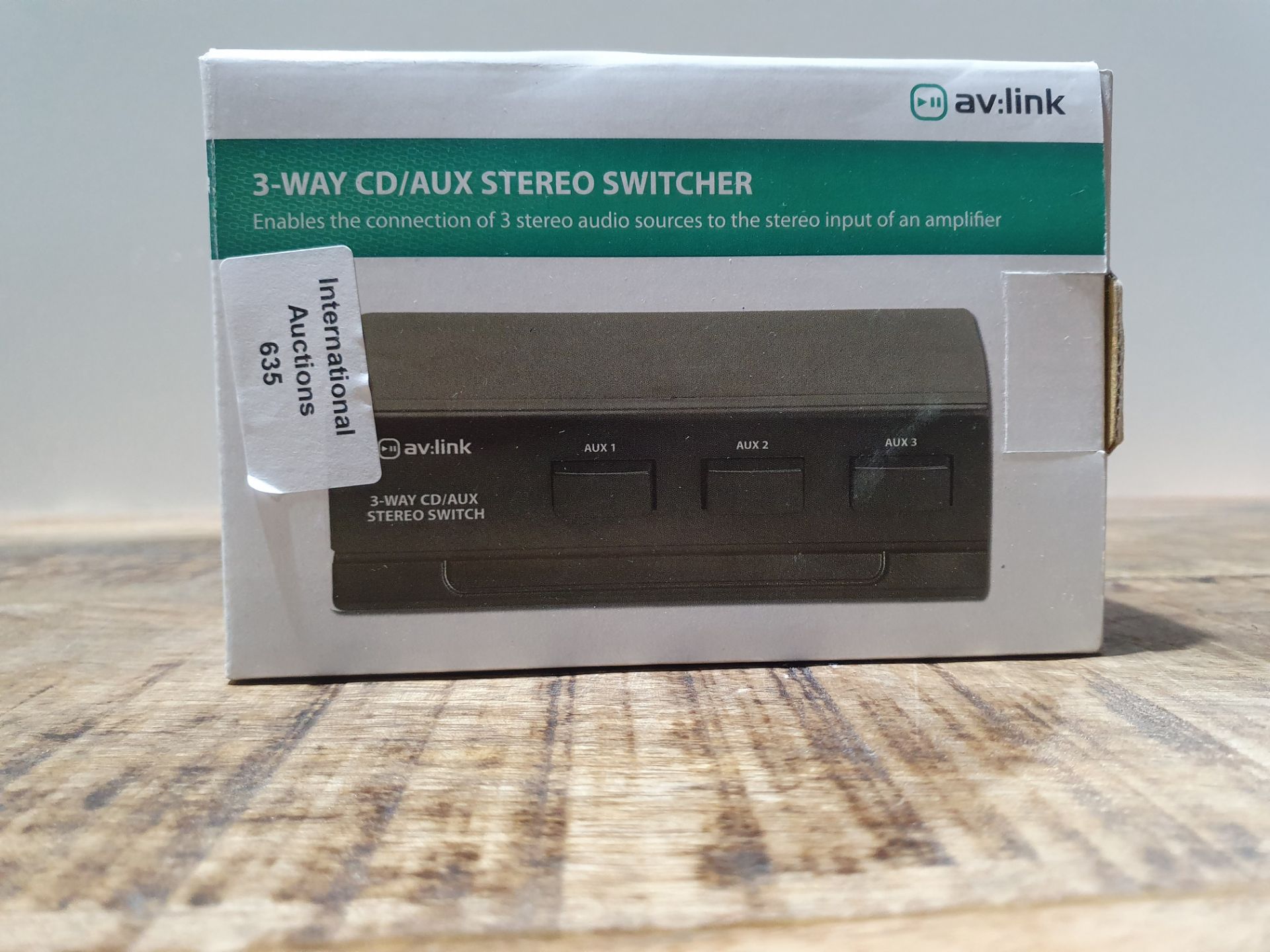 AV:LINK 3-WAY CD/AUX STEREO SWITCHER RRP £15 Condition ReportAppraisal Available on Request - All