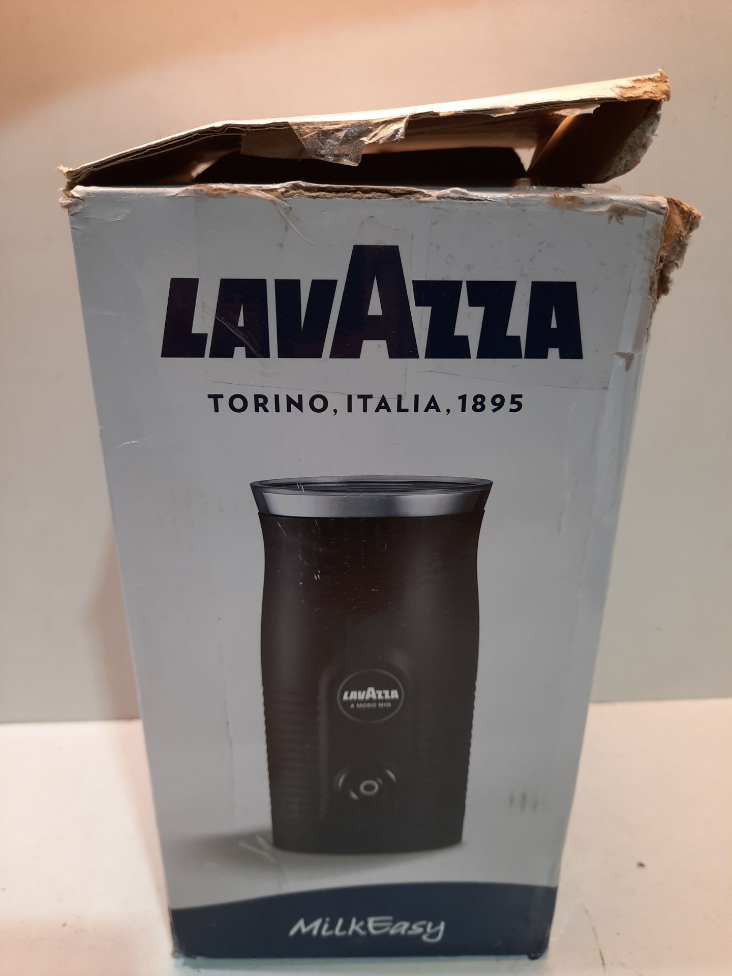 RRP £49.00 Lavazza A Modo Mio Milk Easy Frother, For Milk-based Recipe, Black