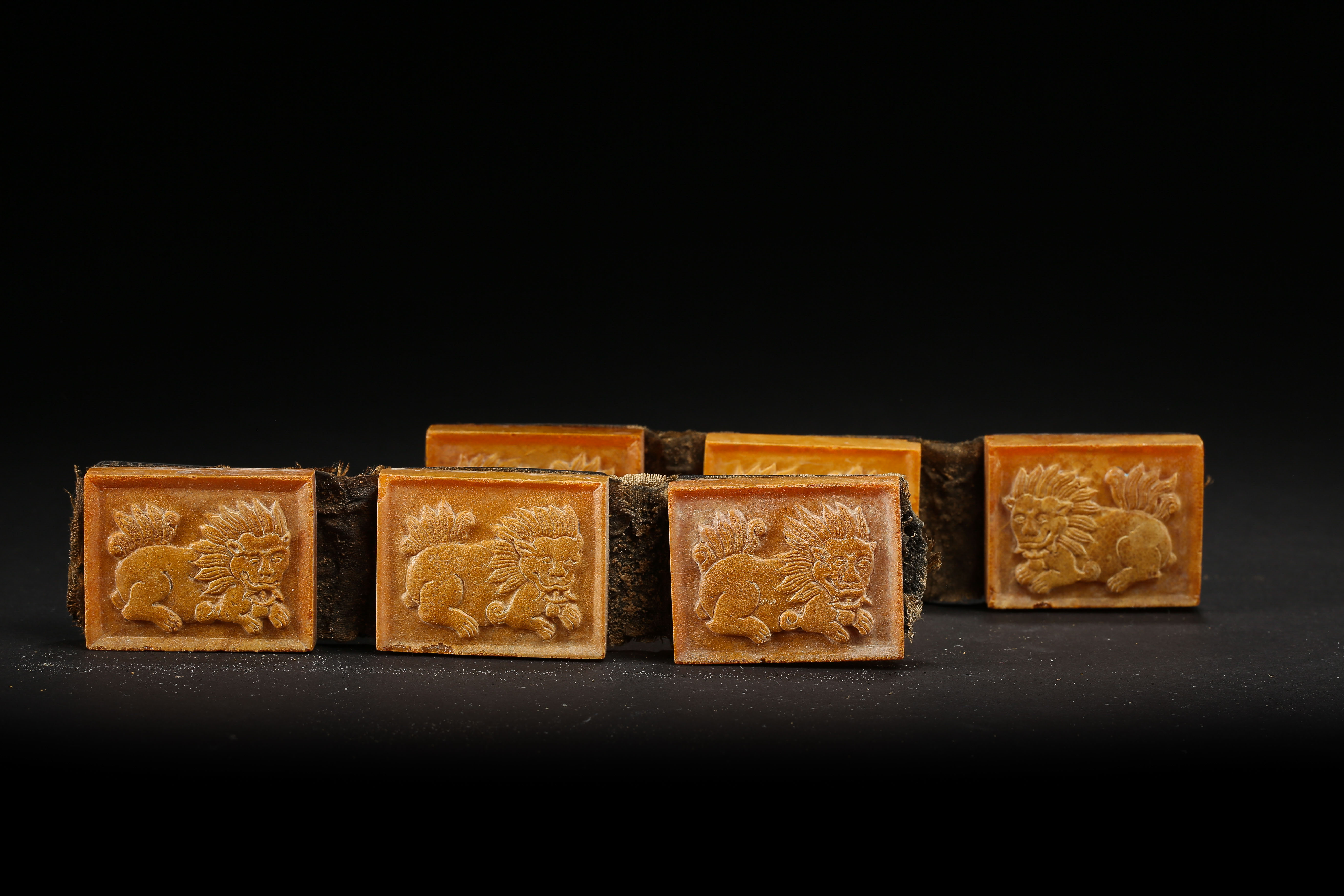 A SET OF BEESWAX BELTS, LIAO OR JIN DYNASTY, CHINA - Image 10 of 13