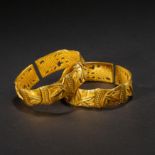 A PAIR OF PURE GOLD BRACELETS, QING DYNASTY, CHINA