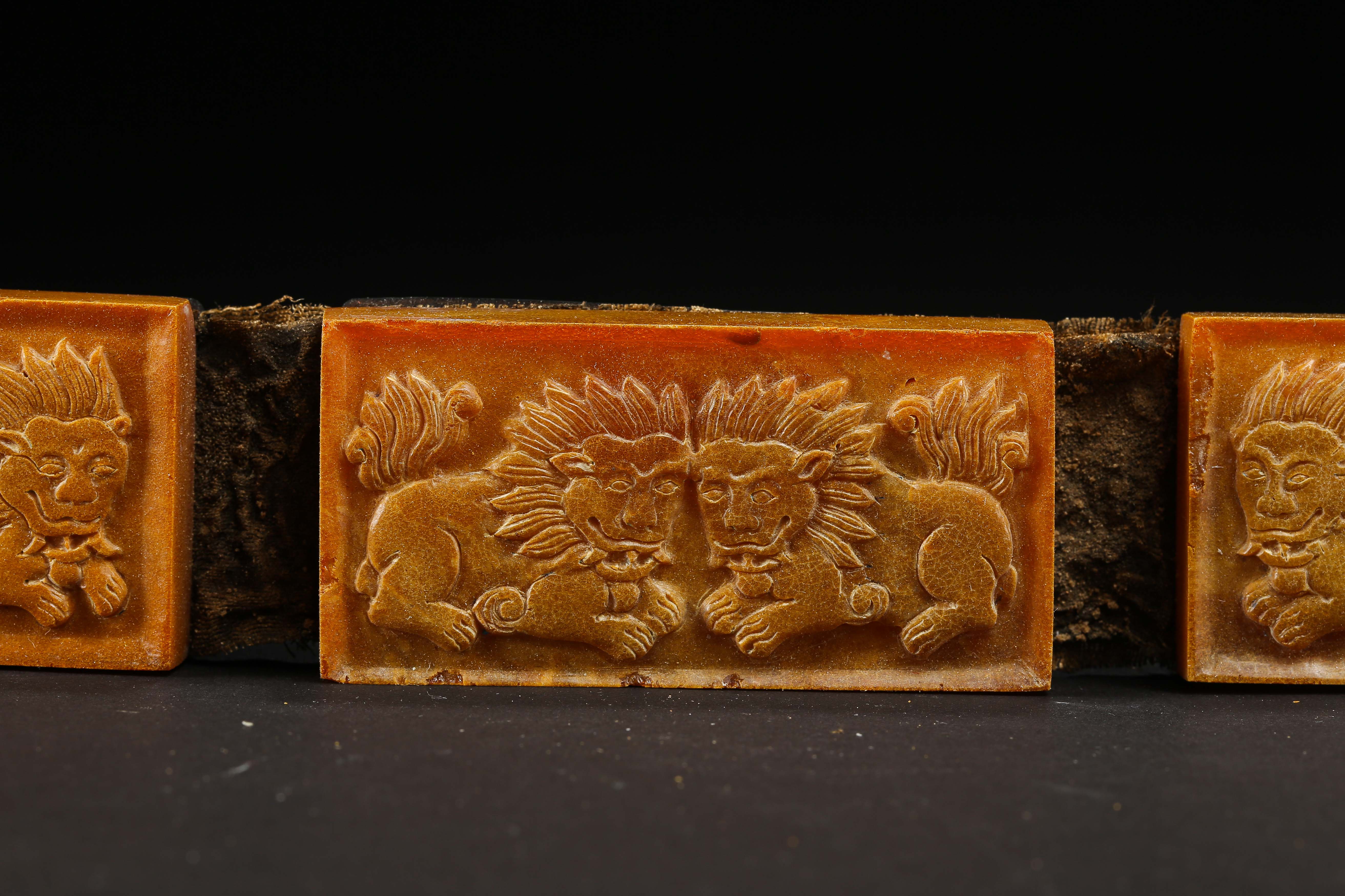 A SET OF BEESWAX BELTS, LIAO OR JIN DYNASTY, CHINA - Image 3 of 13