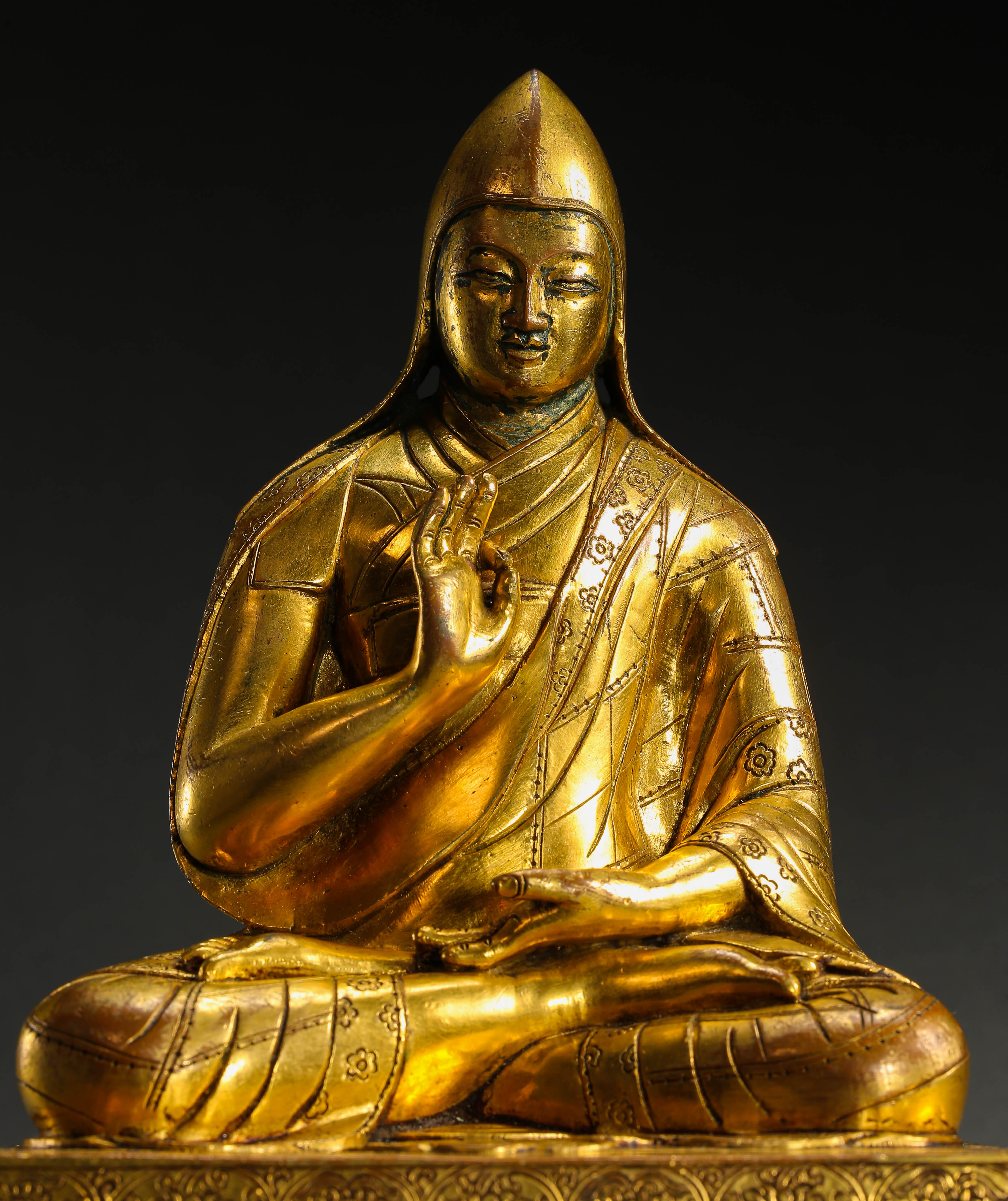 SEATED GILT BRONZE BUDDHA, MING DYNASTY, CHINA - Image 4 of 13
