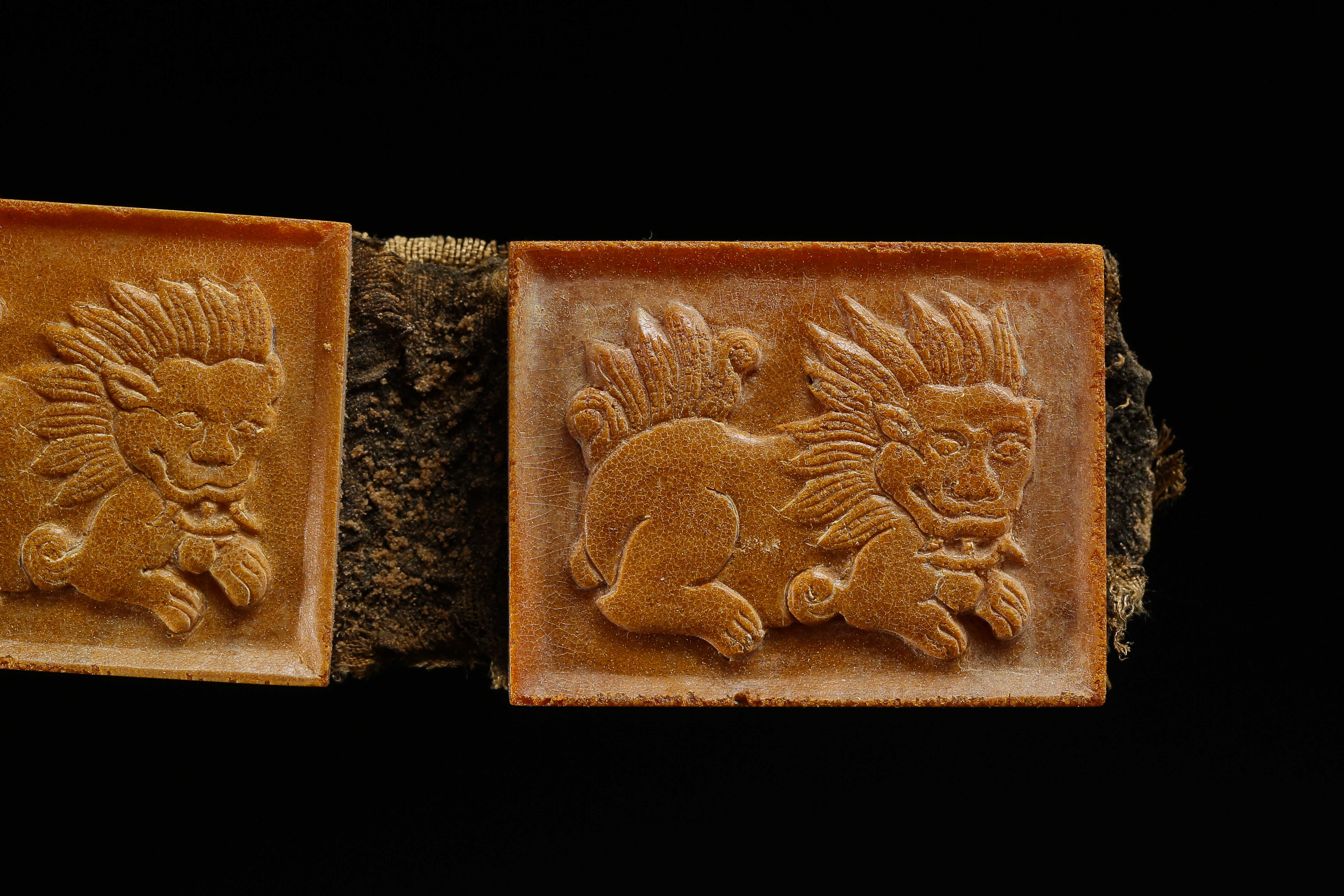 A SET OF BEESWAX BELTS, LIAO OR JIN DYNASTY, CHINA - Image 11 of 13