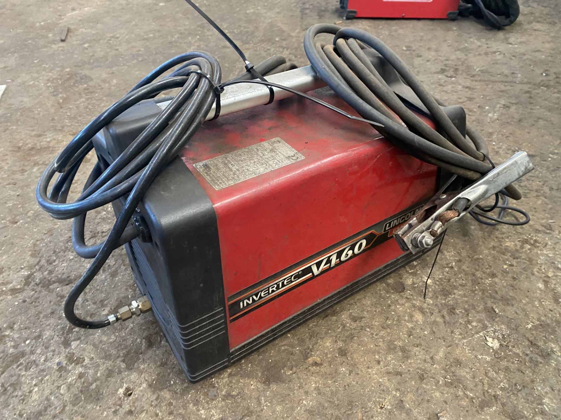 INVERTEC V160 TIG WELDER LINCOLN ELECTRIC - Image 2 of 3