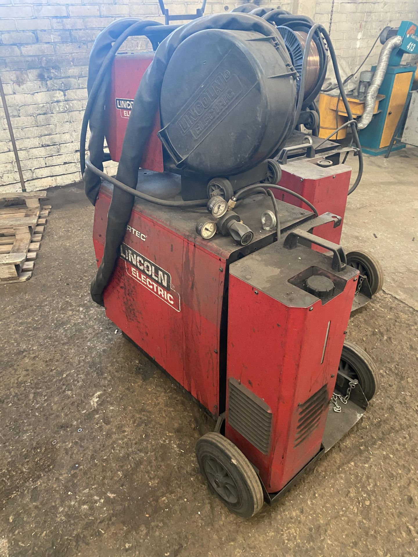 POWERTEC LF24M 425S WELDER