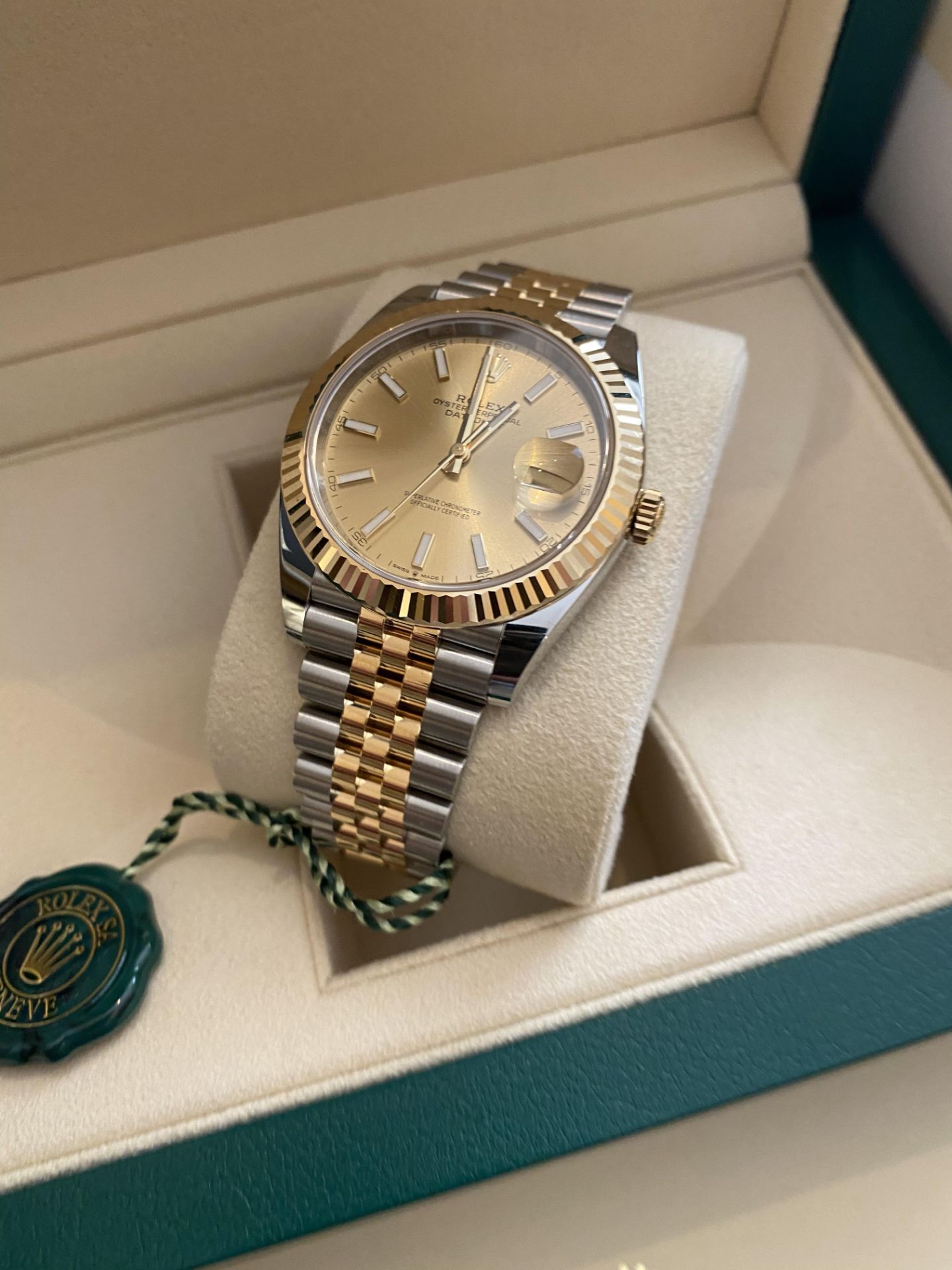 2020 DATEJUST 41 OYSTER 41MM OYSTERSTEEL AND YELLOW STEEL - Image 2 of 9