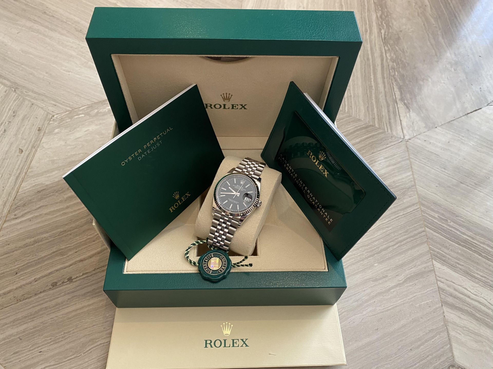 2020 ROLEX DATEJUST 36 OYSTERSTEEL 36MM AND WHITE GOLD - Image 10 of 10