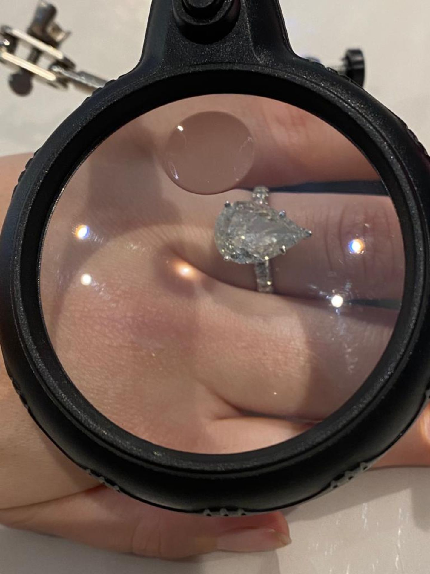 5.35 CT DIAMOND RING PEAR SHAPE - Image 6 of 6