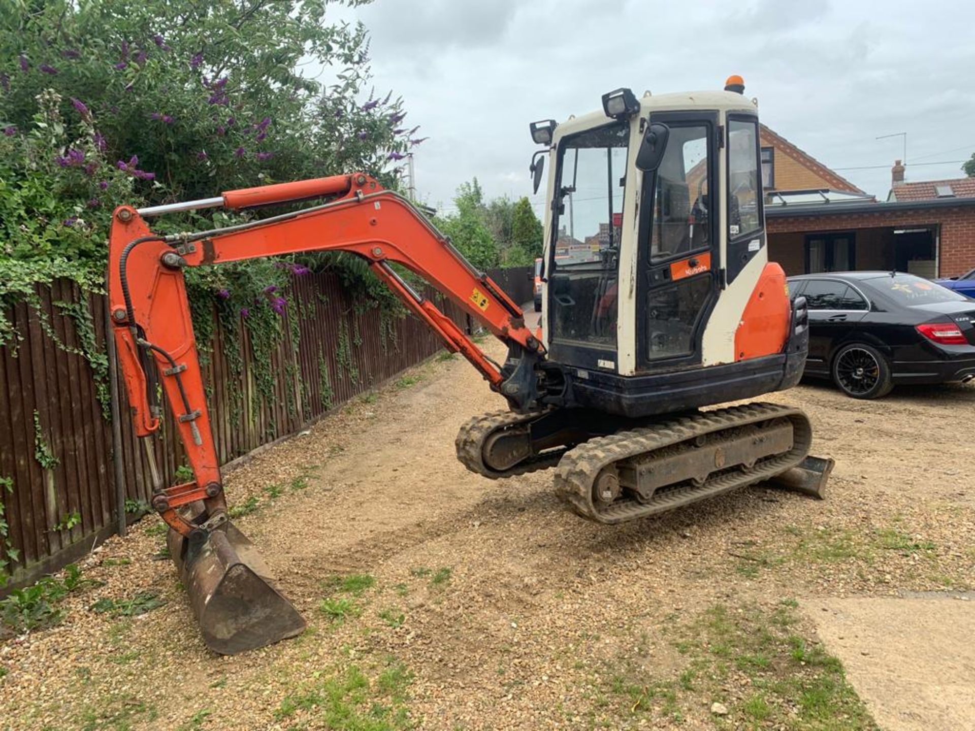 2007 KUBOTA KX61-3 2600KG TRACKED DIGGER INCLUDING 2 BUCKETS - Image 2 of 19