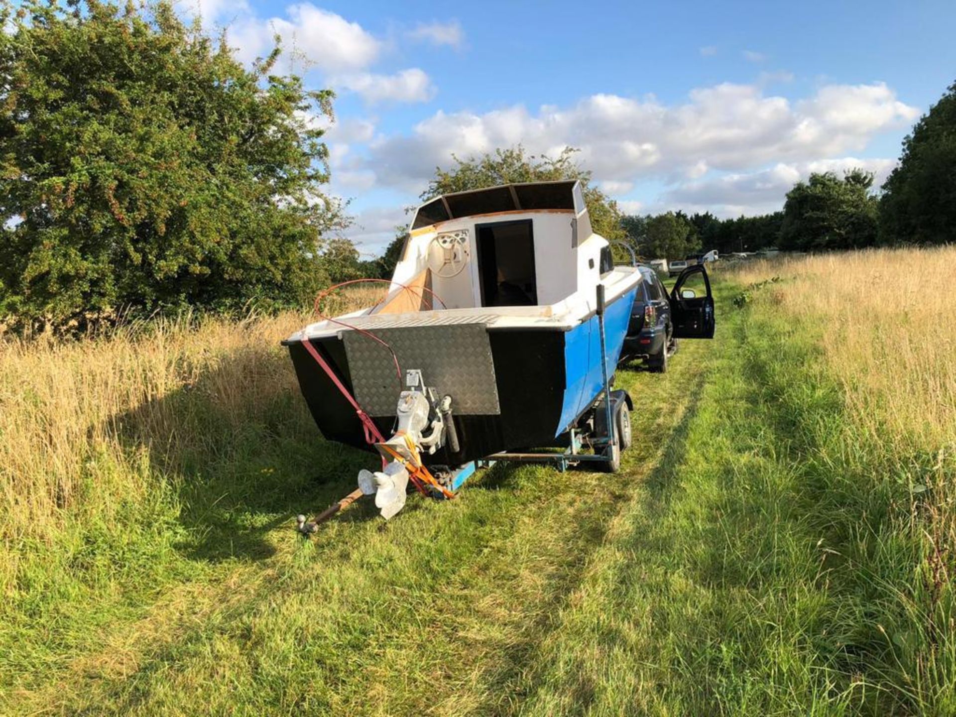 BOAT WITH TRAILER - Image 6 of 12