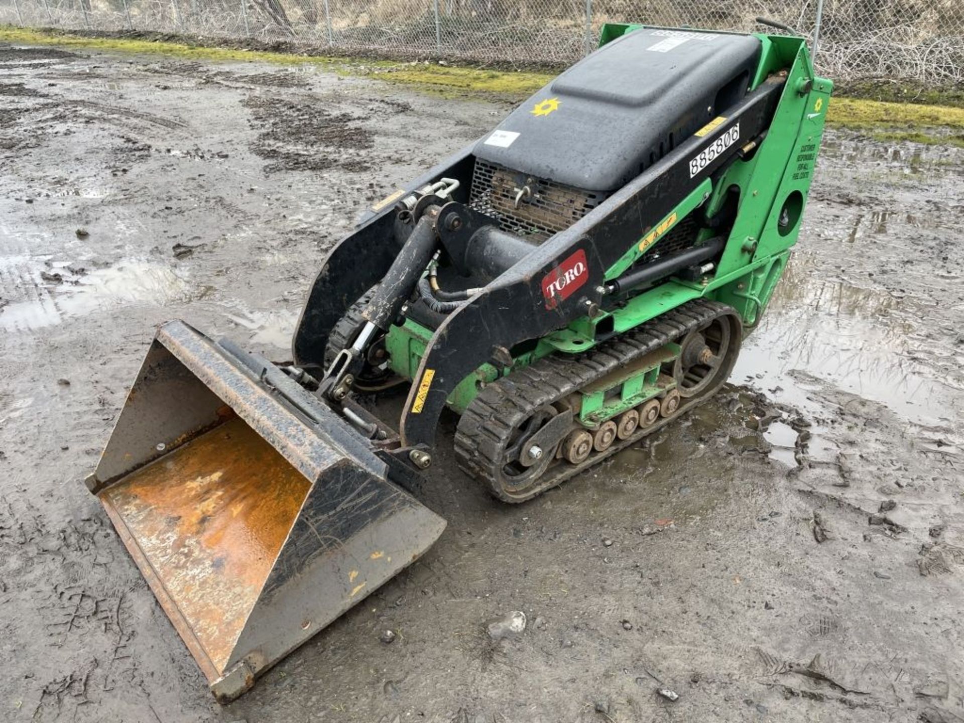 2016 Toro 22321G Mini Compact Track Loader