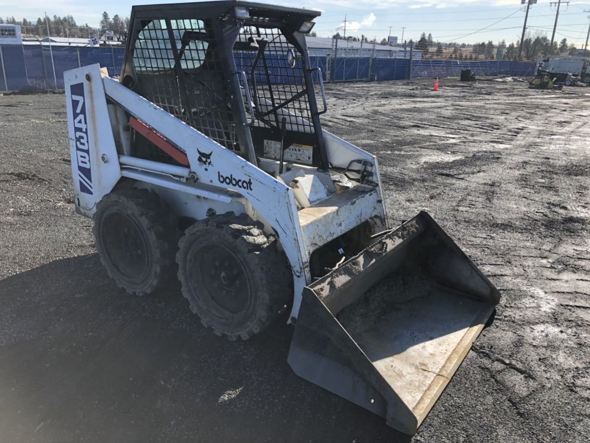 Bobcat 743B Skid Steer Loader - Image 2 of 22