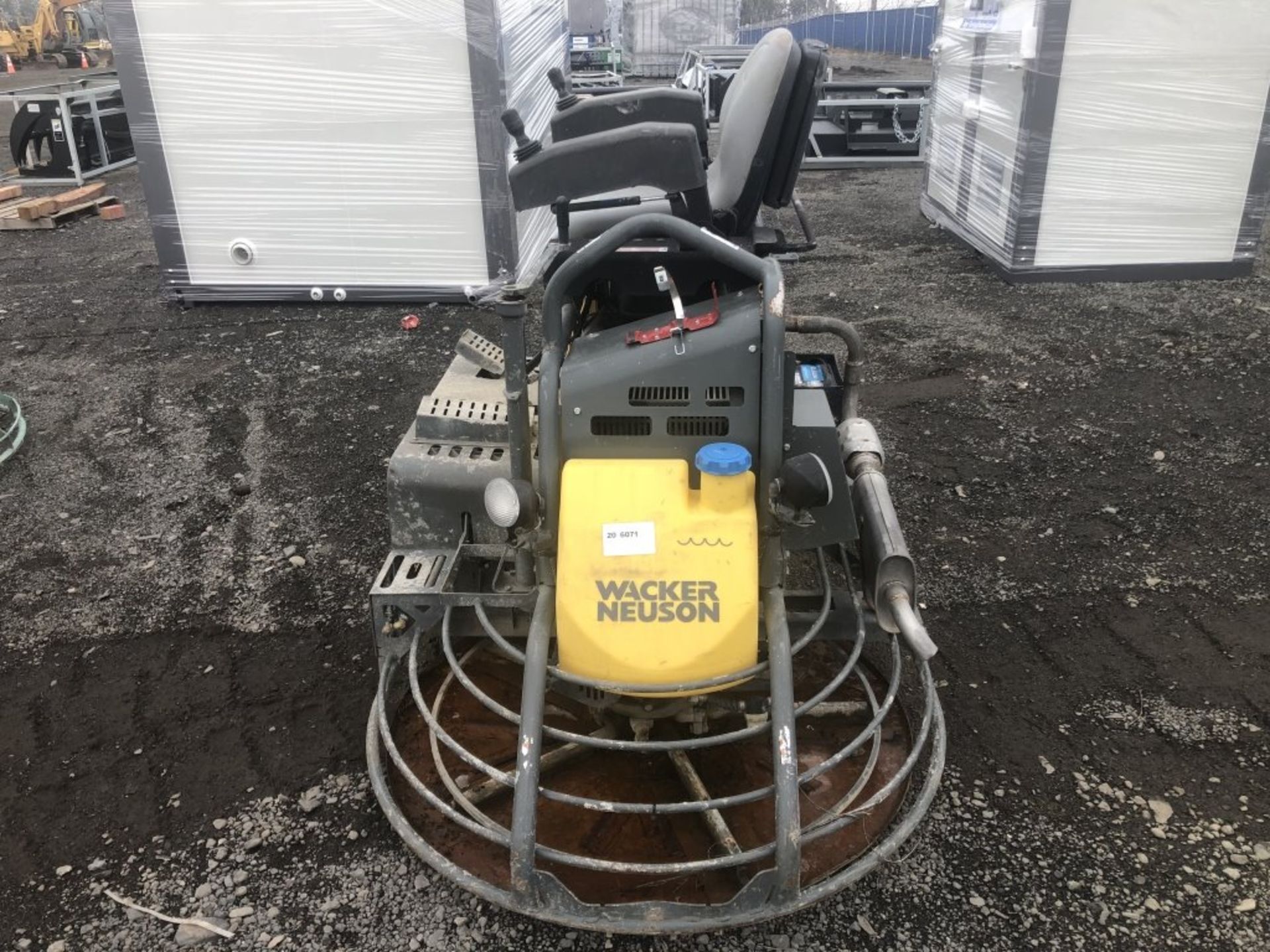 2016 Wacker Neuson CRT-48 Ride On Trowel - Bild 3 aus 12