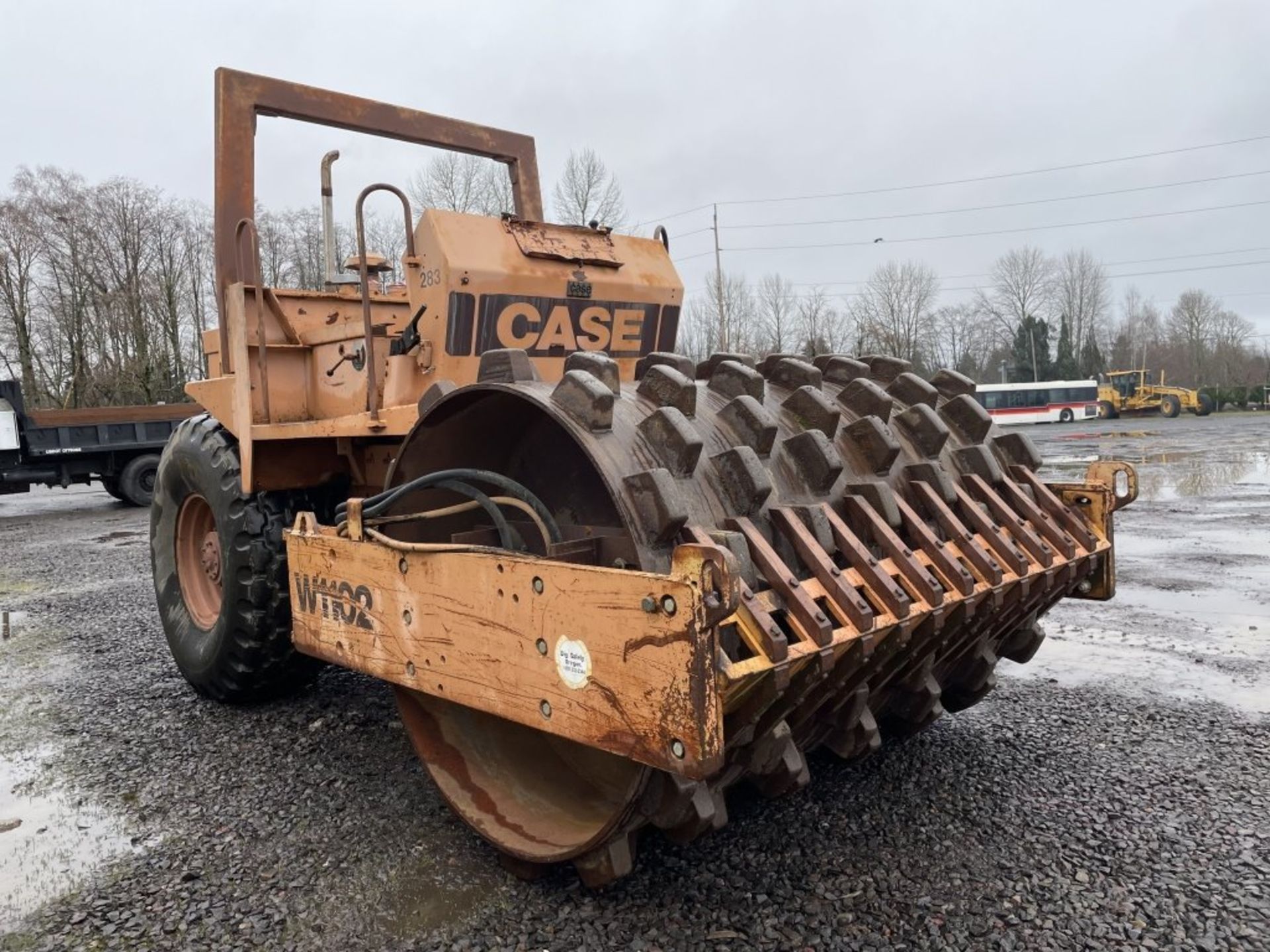 1990 Case W1102D Vibratory Compactor - Image 2 of 20