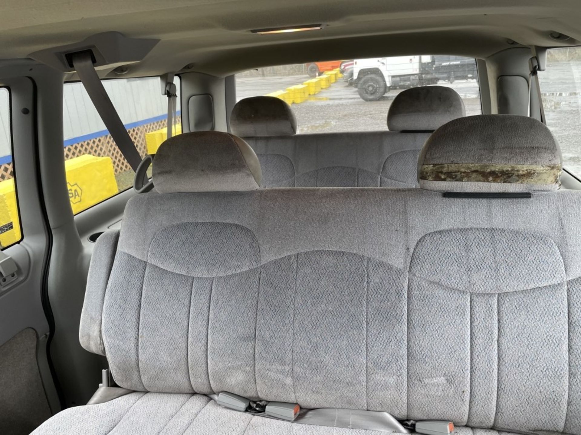 1997 Chevrolet Astro Passenger Van - Image 9 of 15