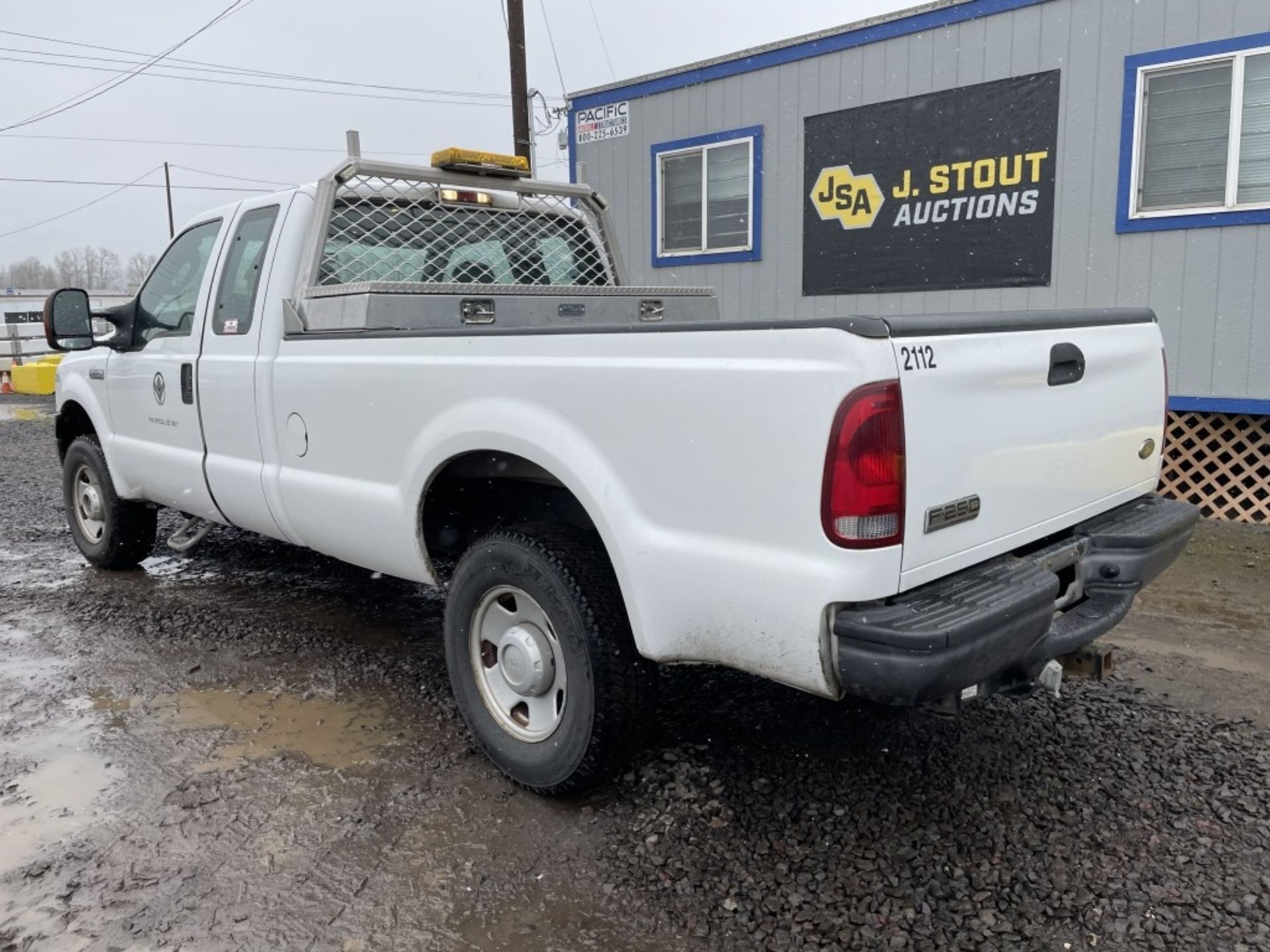 2006 Ford F250 XL SD 4x4 Extra Cab Pickup - Image 4 of 18