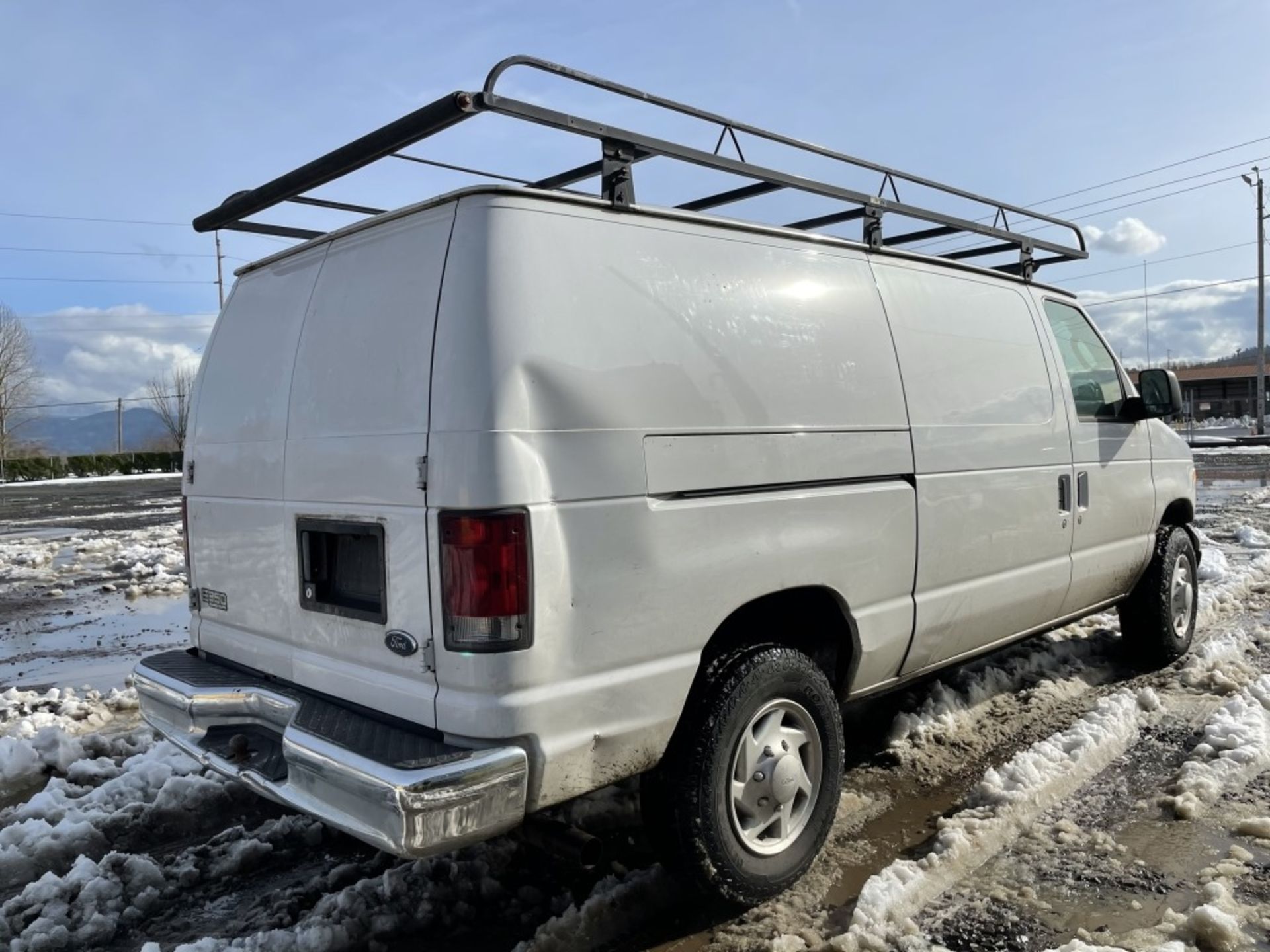 2004 Ford E350 SD Cargo Van - Image 3 of 14