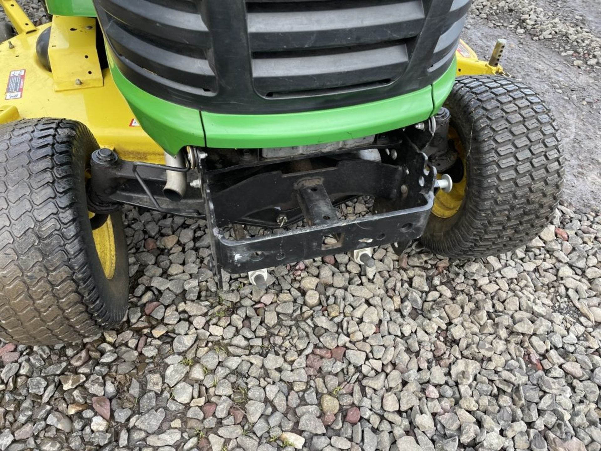 2015 John Deere X730 Ride On Mower - Image 9 of 19