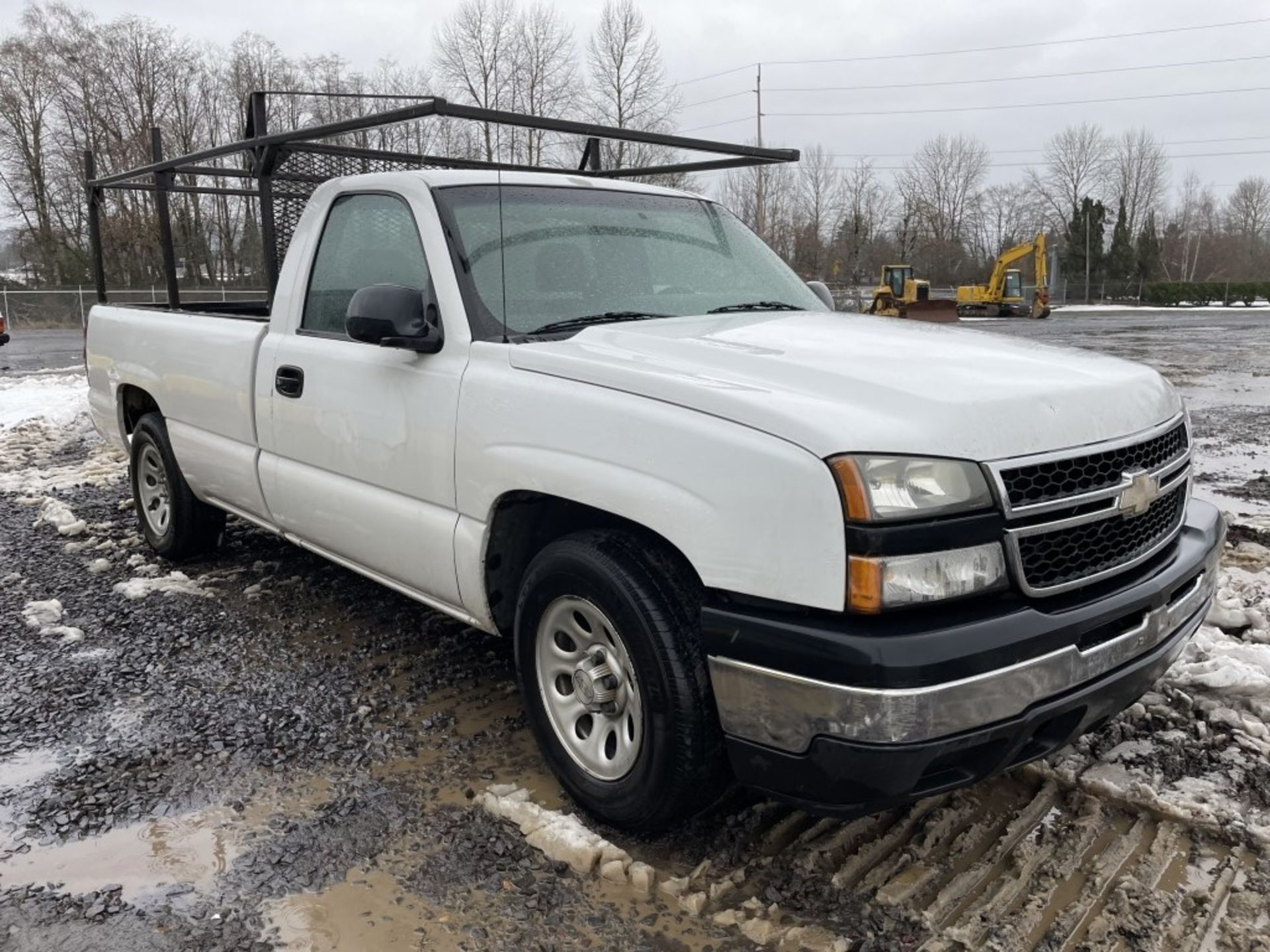 2007 Chevrolet Silverado Pickup - Image 2 of 16