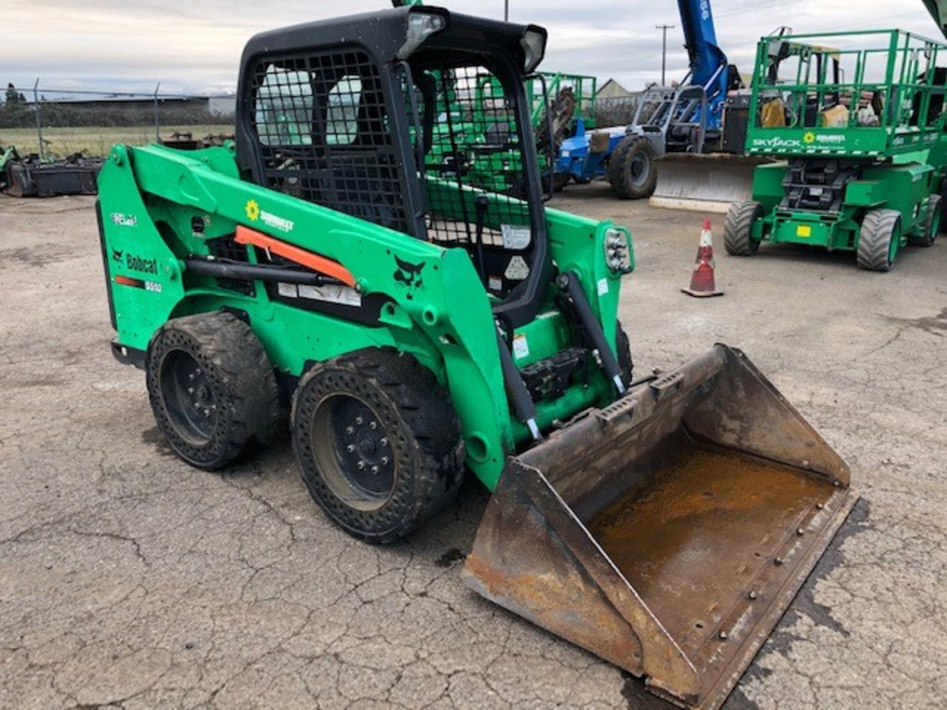 2016 Bobcat S510 Skid Steer Loader - Image 4 of 16