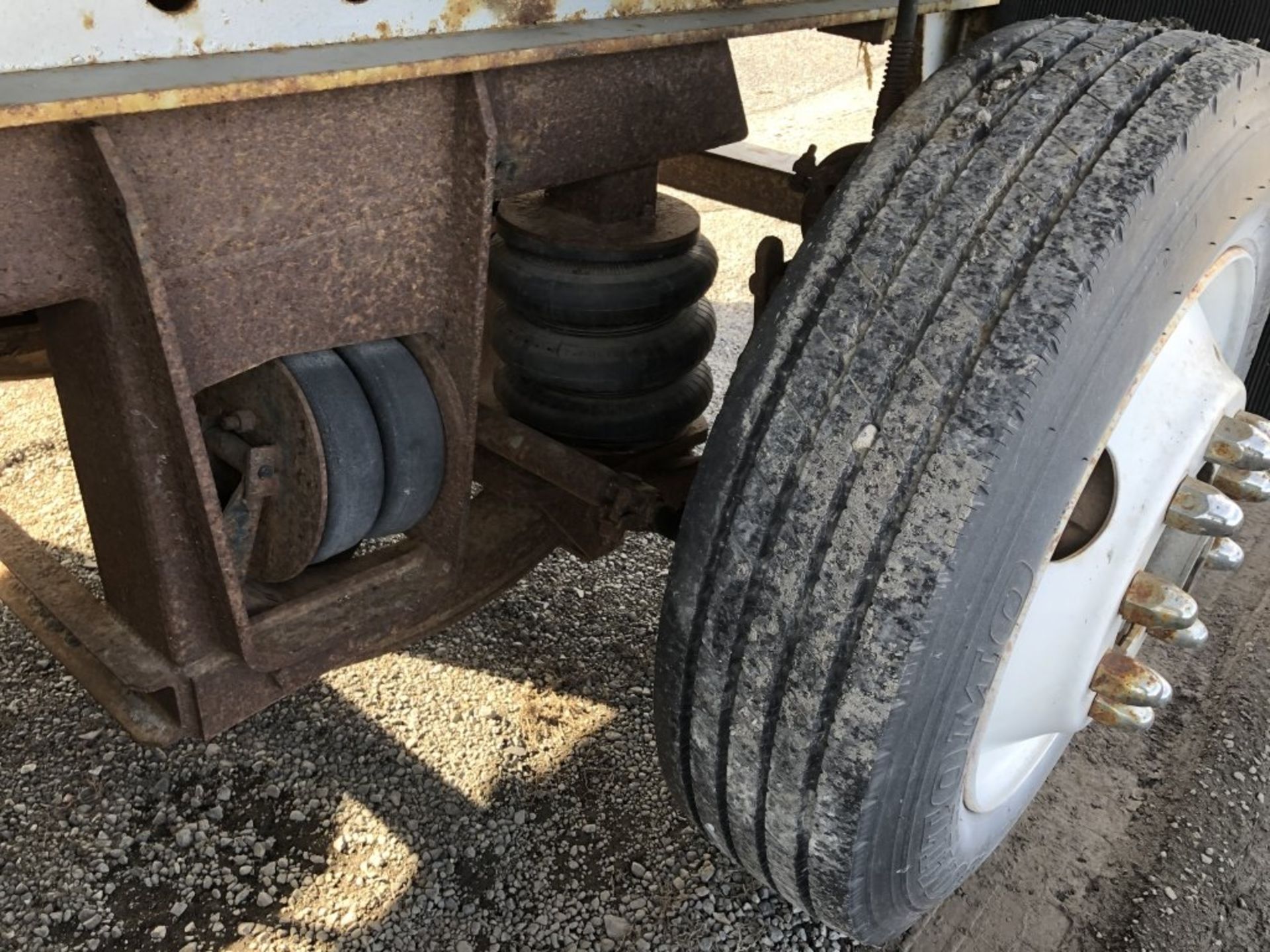 1996 Wabash 53' 4-Axle Curtain Side Trailer - Image 10 of 15