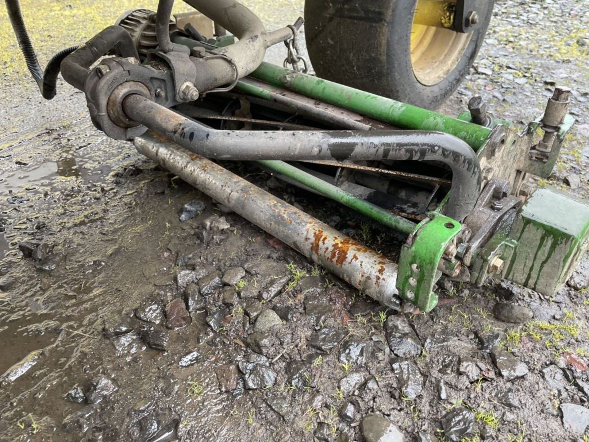 2007 John Deere 2500 Ride On Mower - Image 8 of 14