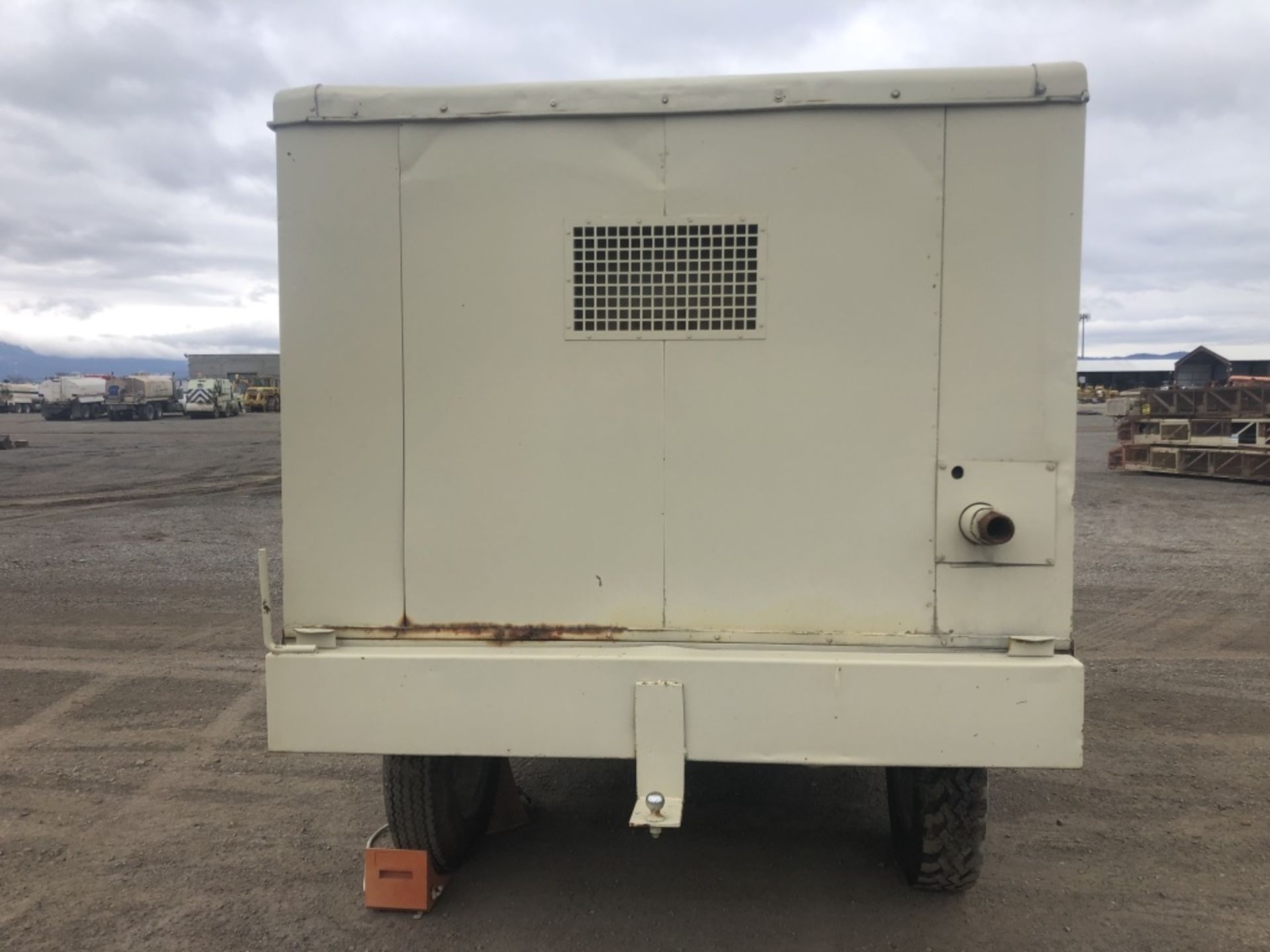 1981 Ingersoll Rand 750 Towable Air Compressor - Image 7 of 26