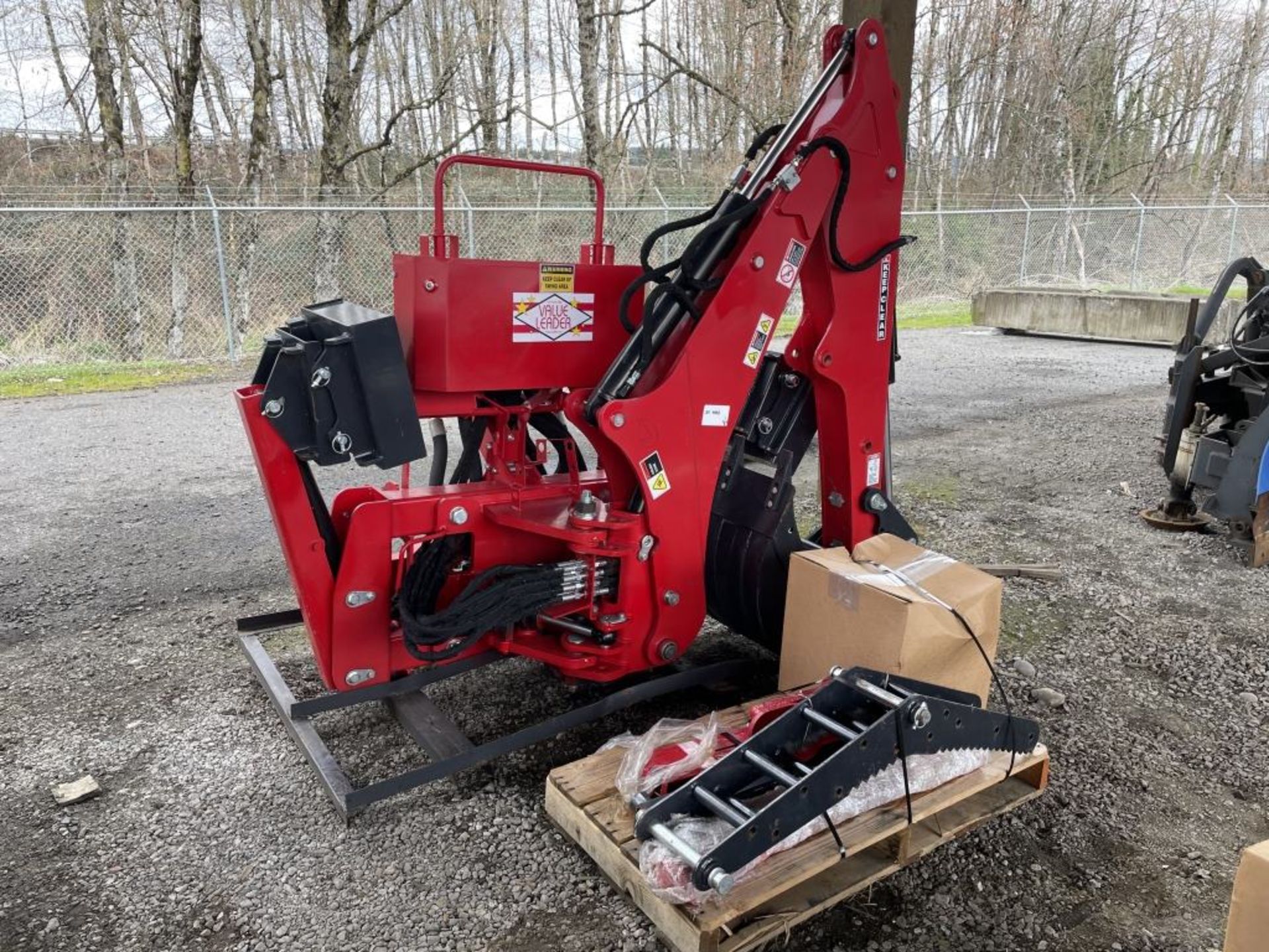 2019 Value Leader BH-10 Backhoe Attachment - Image 2 of 8