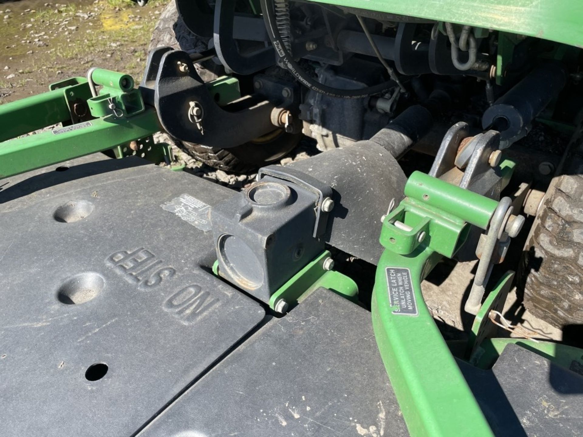 2007 John Deere 1445 Mower - Image 6 of 11